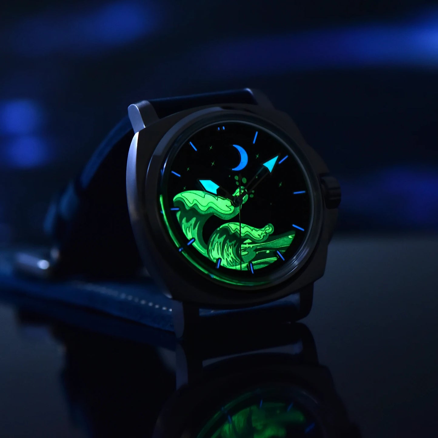 Watch with Sapphire Crystal and Steel