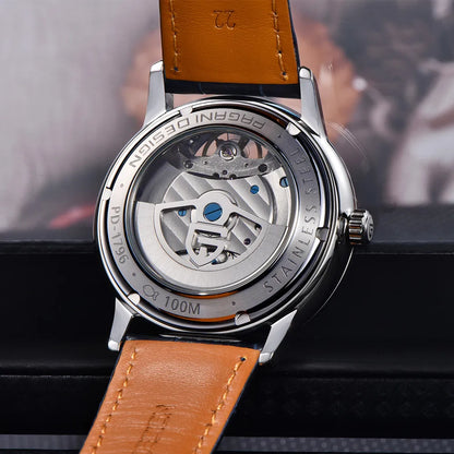 Automatic Watch Ready to Travel